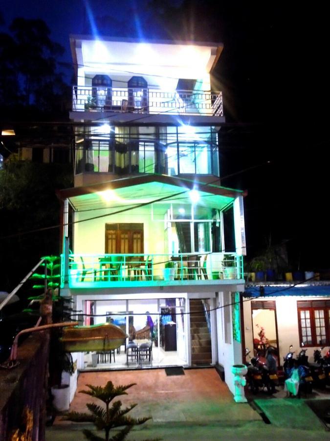 Siumi Rest Hotel Nallathanniya